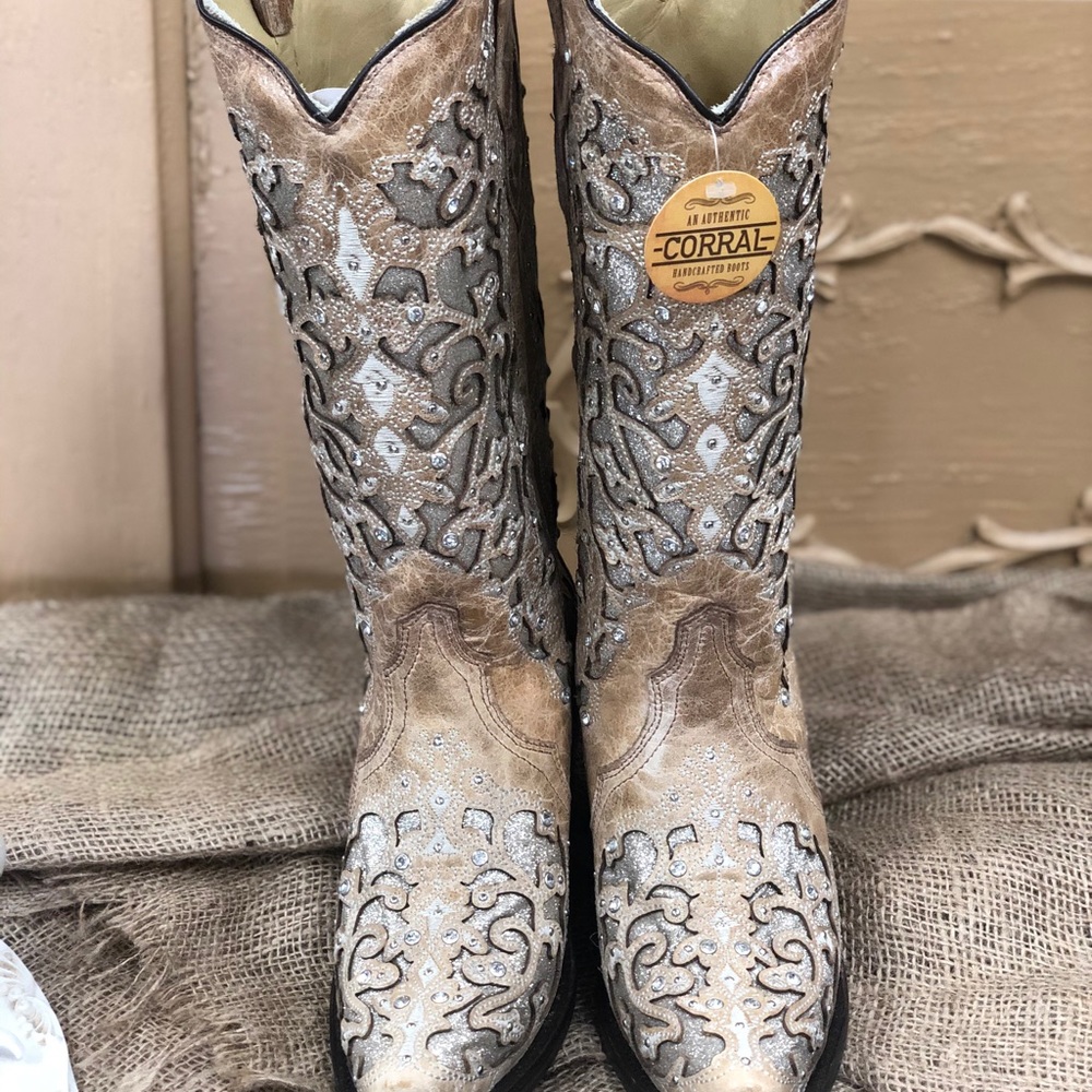 Corral boots - Picture 2 of 5